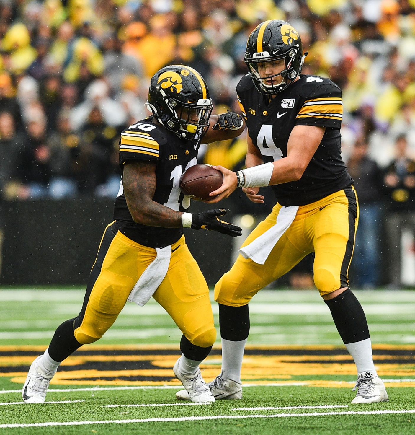 101919-qct-spt-purdue-ia-foot-058a.jpg